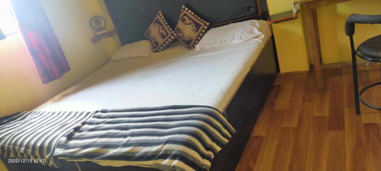 Maa Vaishno Guest House Varanasi Exterior foto