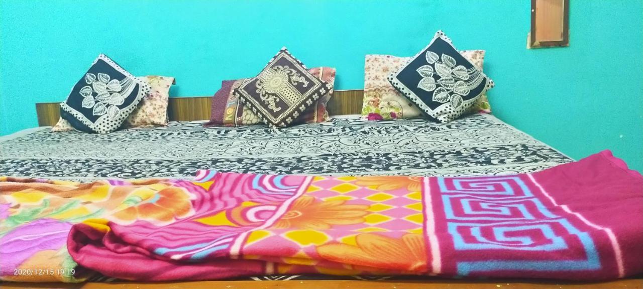 Maa Vaishno Guest House Varanasi Exterior foto