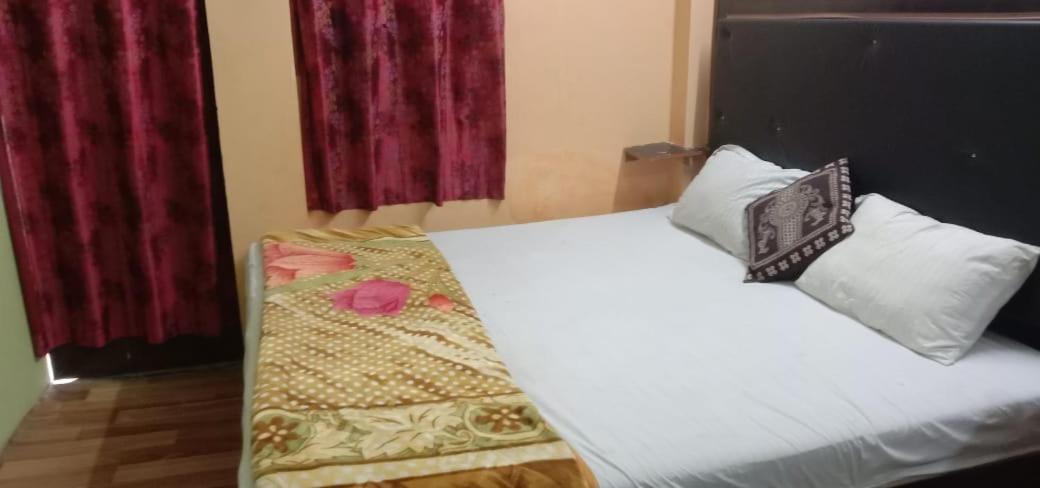 Maa Vaishno Guest House Varanasi Exterior foto